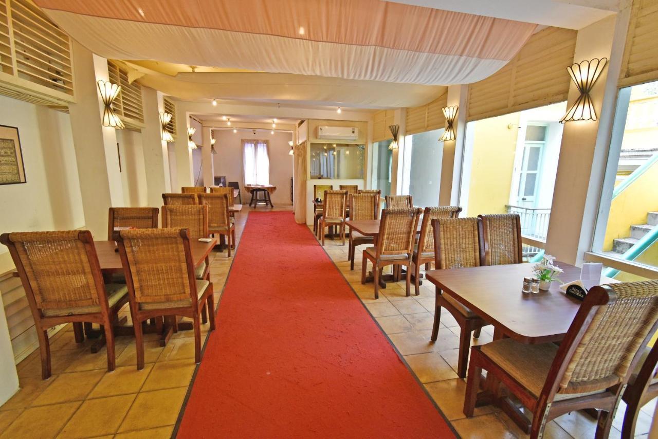 Hotel Villa Des Gouverneurs Puduččéri Exteriér fotografie